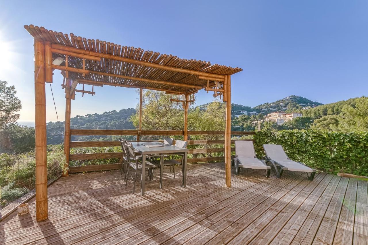 Apartamento Beau T3 Au Mont Des Oiseaux Hyères Exterior foto