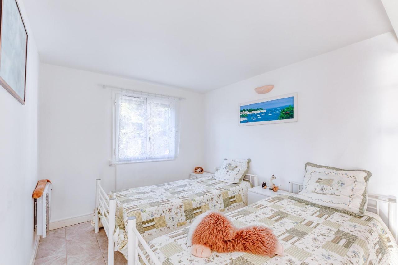 Apartamento Beau T3 Au Mont Des Oiseaux Hyères Exterior foto
