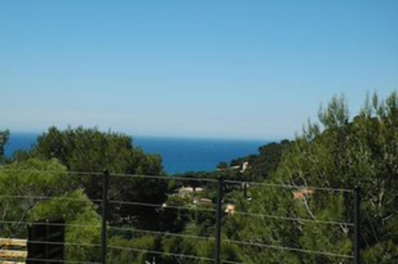 Apartamento Beau T3 Au Mont Des Oiseaux Hyères Exterior foto